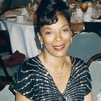 Andrea Batts Photo 20