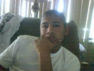 Andres Flores Photo 22