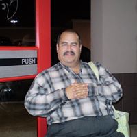 Dennis Tyler Photo 25