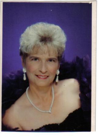 Theresa Bell Photo 27