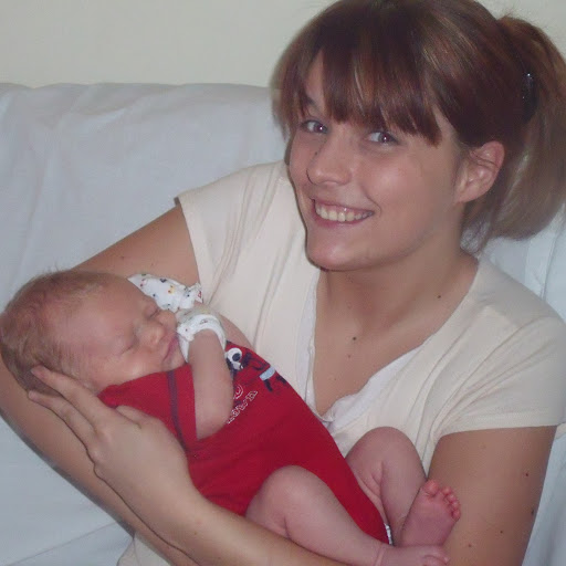 Katie Little Photo 10