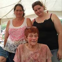 Lisa Michaels Photo 24