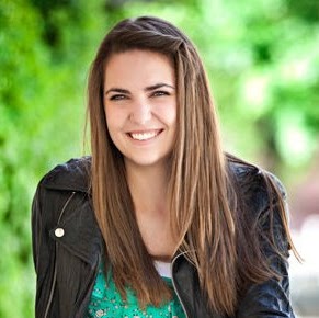 Stephanie Olds Photo 20