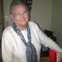 Kerry Simpson Photo 33