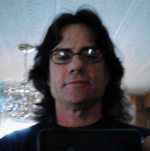 Richard Robles Photo 21