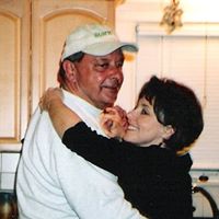 Theresa Reynolds Photo 2