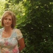 Arlene Holland Photo 6