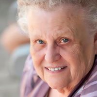 Janet Nichols Photo 38