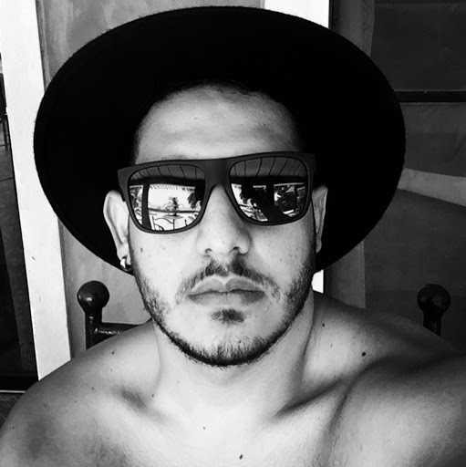 Mohamed Akar Photo 3