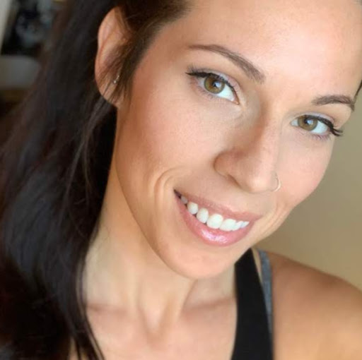 April Martin Photo 38