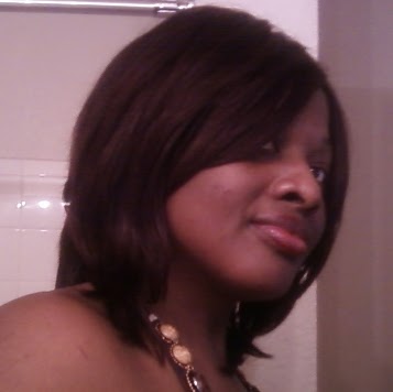 Danielle Rollins Photo 10