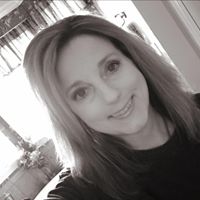 Susie Williamson Photo 33