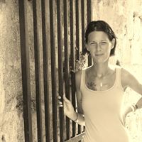 Jennifer Heinz Photo 6
