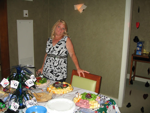 Carolyn Perkins Photo 37