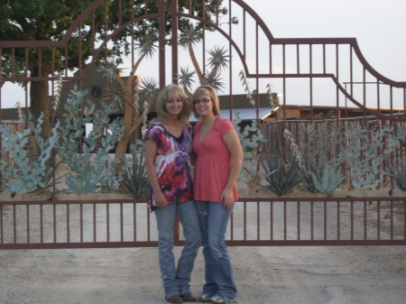 Kathy Tompkins Photo 16