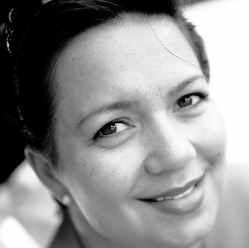 Jennifer Hamilton Photo 46