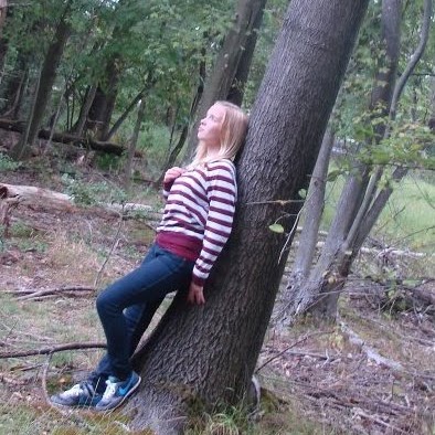 Shea Moore Photo 8