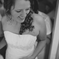 Stephanie Wren Photo 7