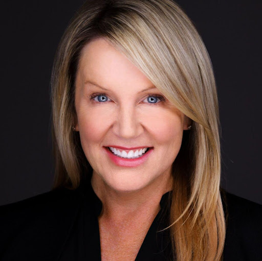 Kelly Manning Photo 44