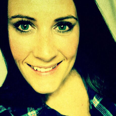 Holly Curtis Photo 21