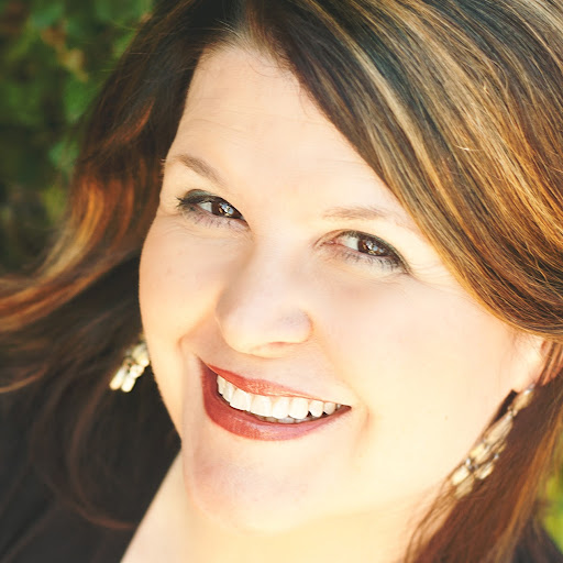 Christine Hyatt Photo 9