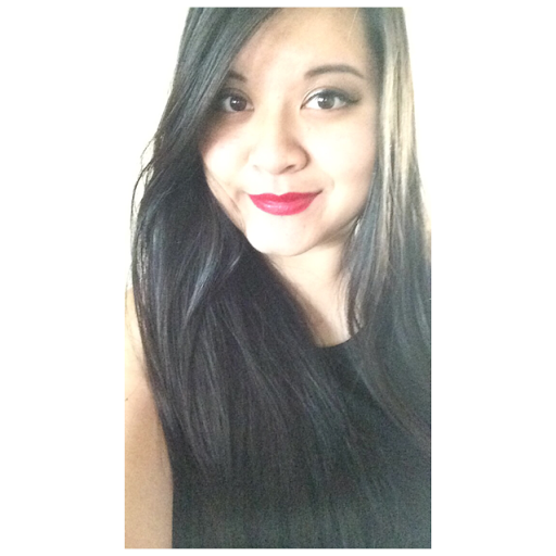 Emily Tran Photo 26