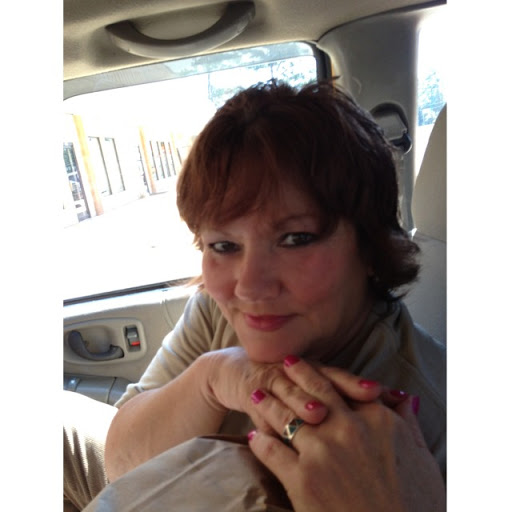 Gina Reynolds Photo 25