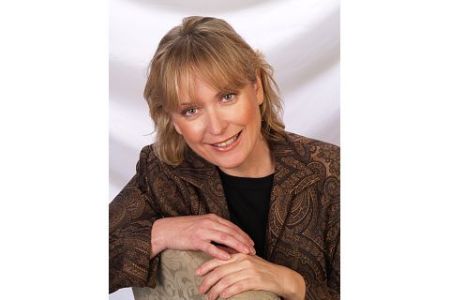 Jennifer Cotton Photo 8
