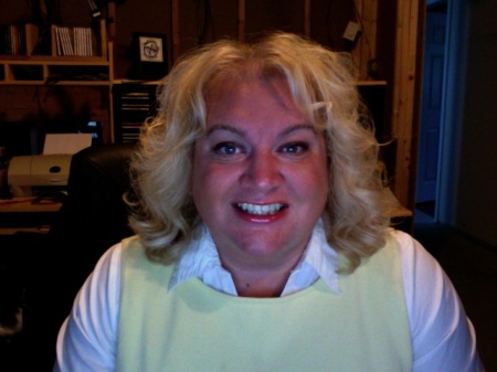 Angela Nash Photo 36
