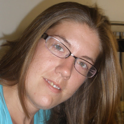 Amanda Schmitz Photo 28