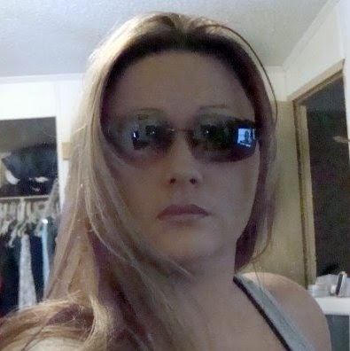 Melissa Tucker Photo 35