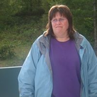 Renee Hoff Photo 17