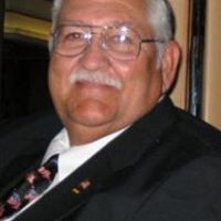 Paul Strong Photo 34