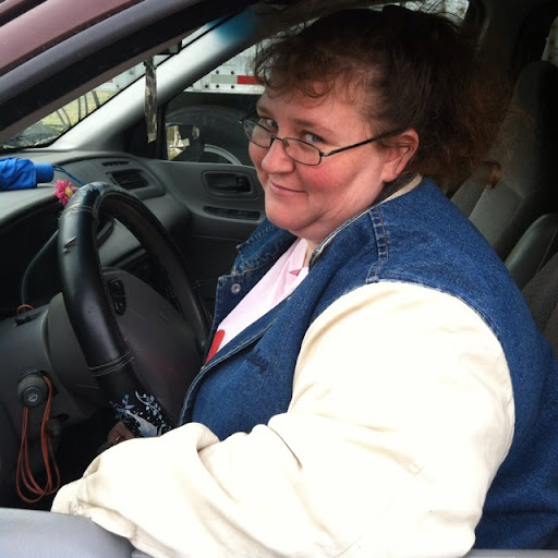 Carolyn Steele Photo 21