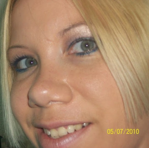 Angel Brown Photo 27