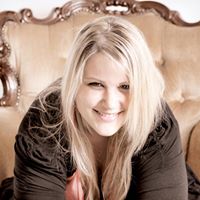Melissa Goetz Photo 17