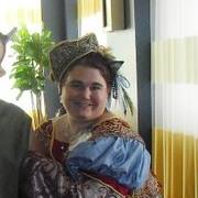 Catherine Winslow Photo 16