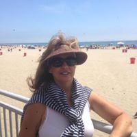 Renee Hudson Photo 33