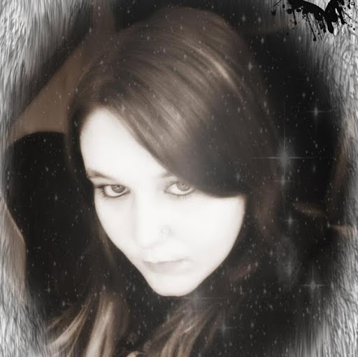 Nicole Tate Photo 31