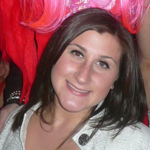Stephanie Kelly Photo 34