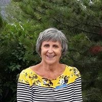 Connie Jacobsen Photo 22