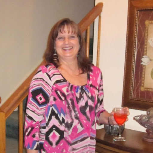 Elaine Carlson Photo 6