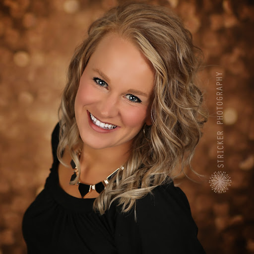 Michelle Stricker Photo 8