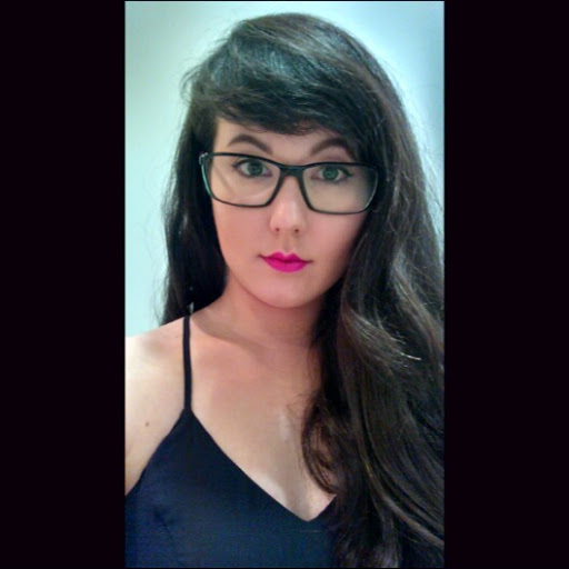 Heather Hamilton Photo 26