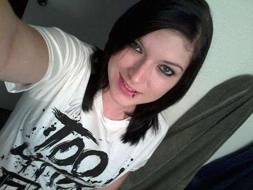 Amanda Frank Photo 32