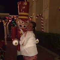 Stephanie Malcolm Photo 18