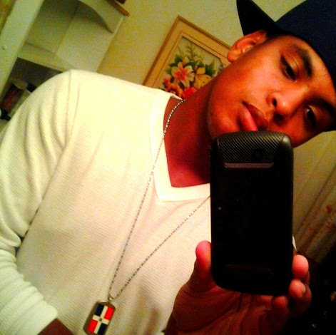 Julio Leon Photo 29