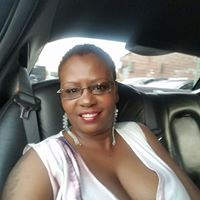 Michelle Huntley Photo 35