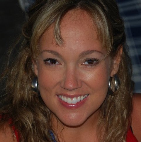 Joy Jensen Photo 31