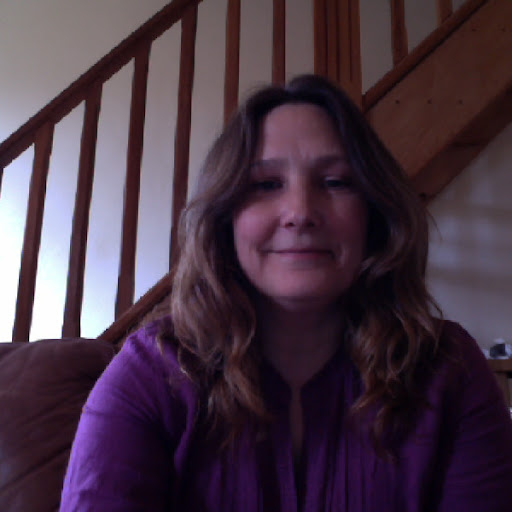 Lorraine Douglas Photo 12